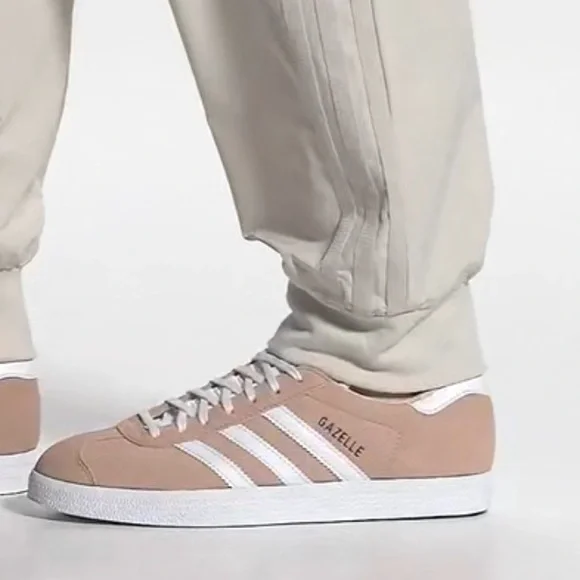 adidas Originals Gazelle pale pink sneakers adidas gazelle sneakers size 7 - Picture 1 of 8